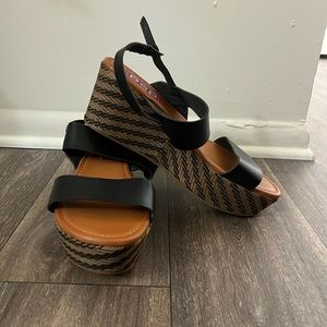 Pop Comfort Fit Wedge Sandals